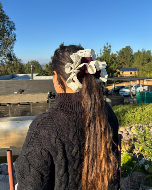 Scrunchie Broderie Burdeo