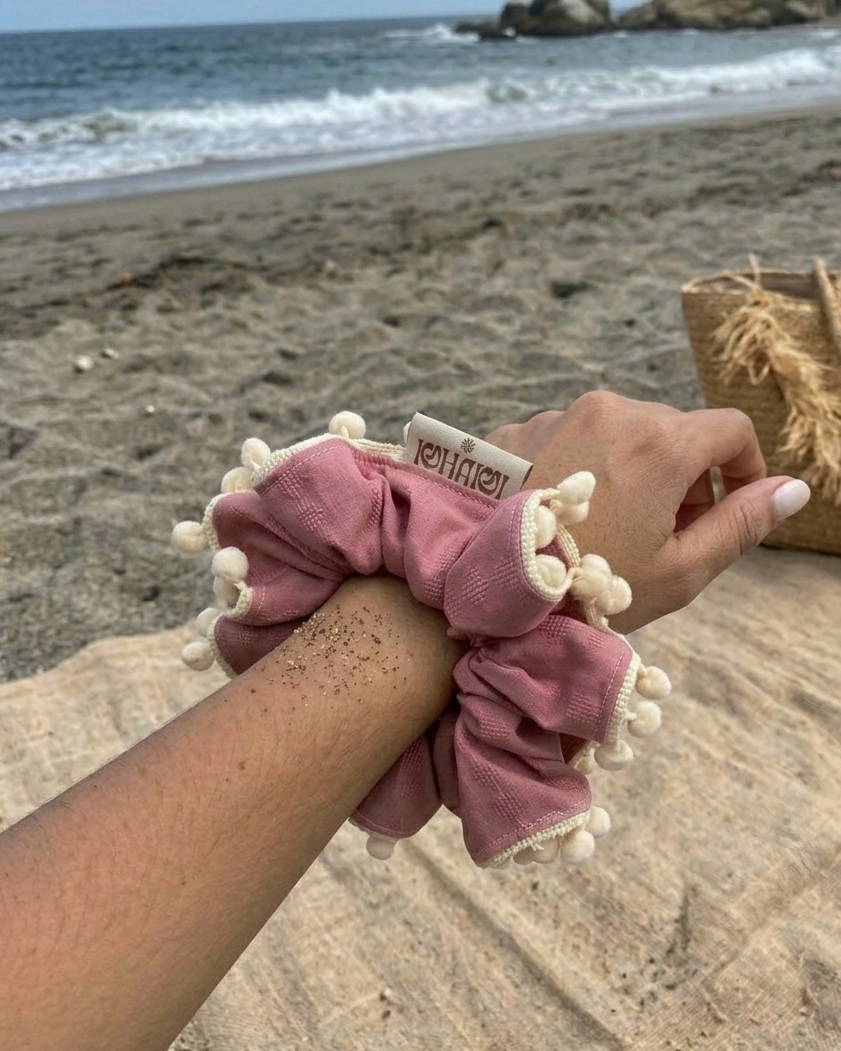 Scrunchie Pompón Rosado